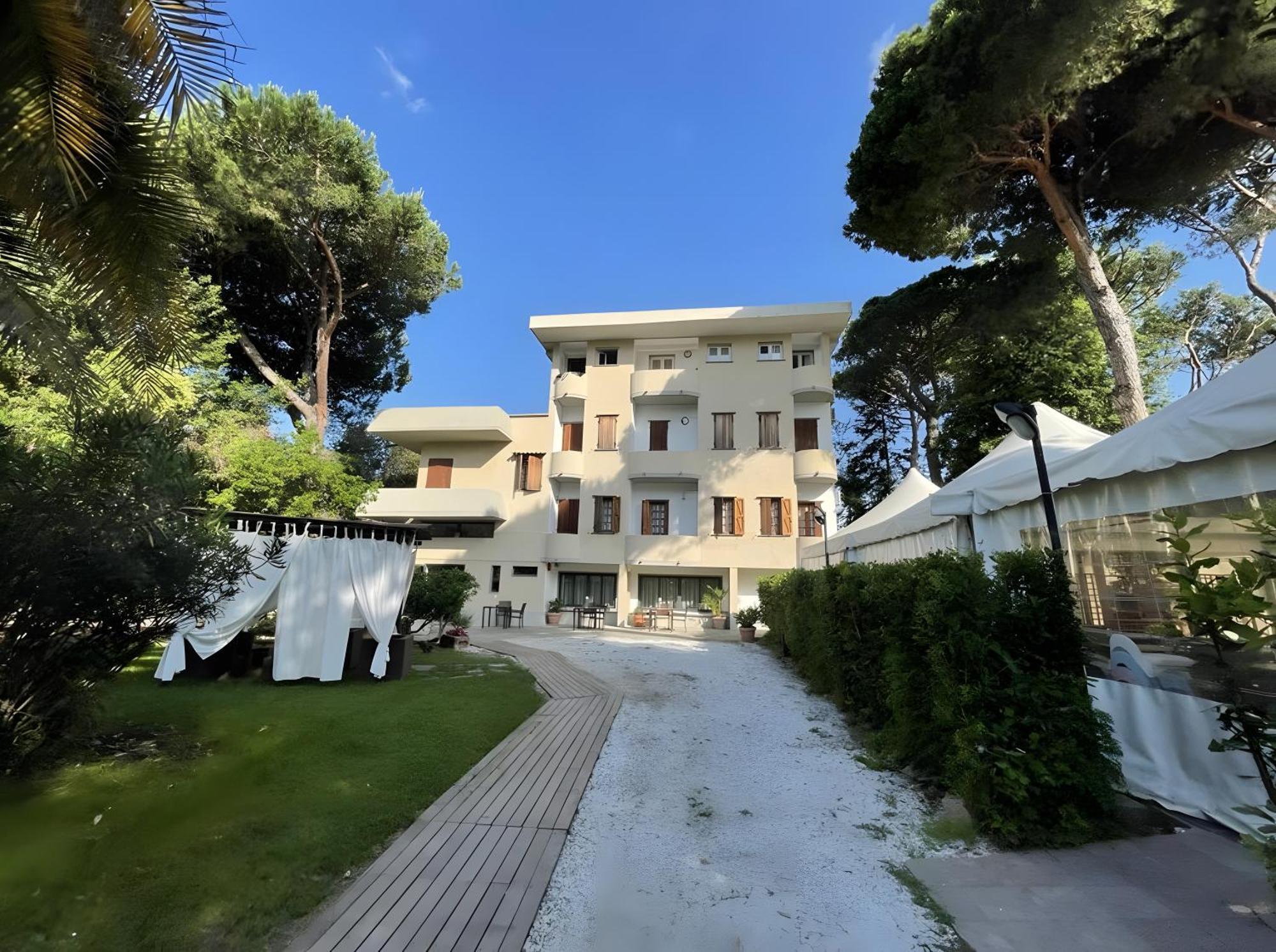 La Tavernetta Dei Ronchi Marina di Massa Buitenkant foto